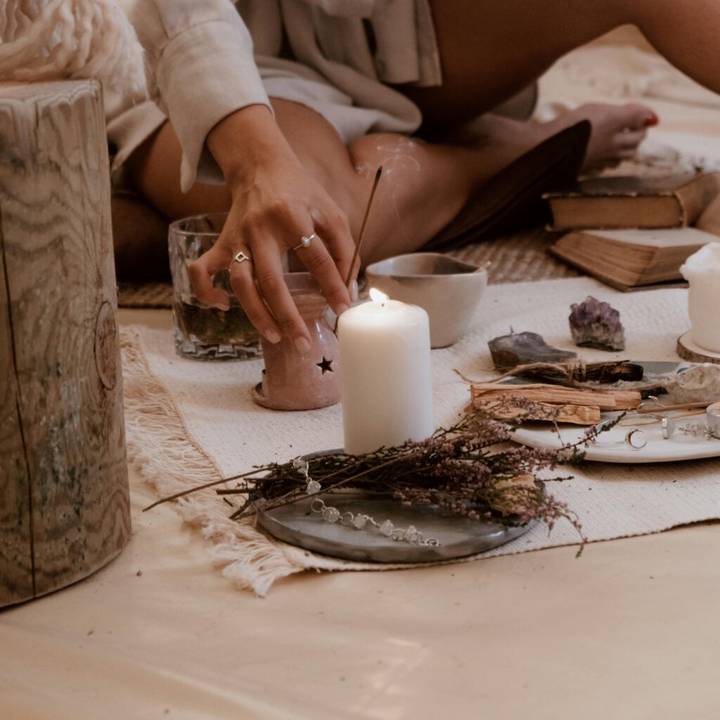 xs mini white pillar (2"x3")